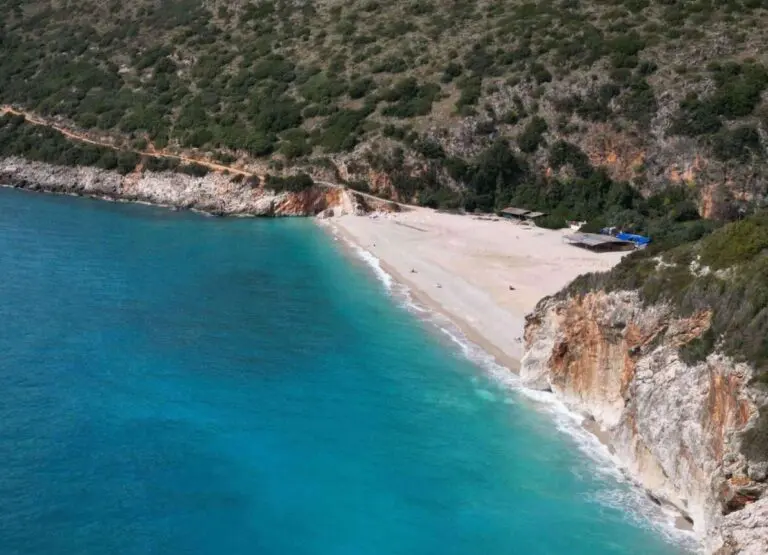 Riviera Albanees