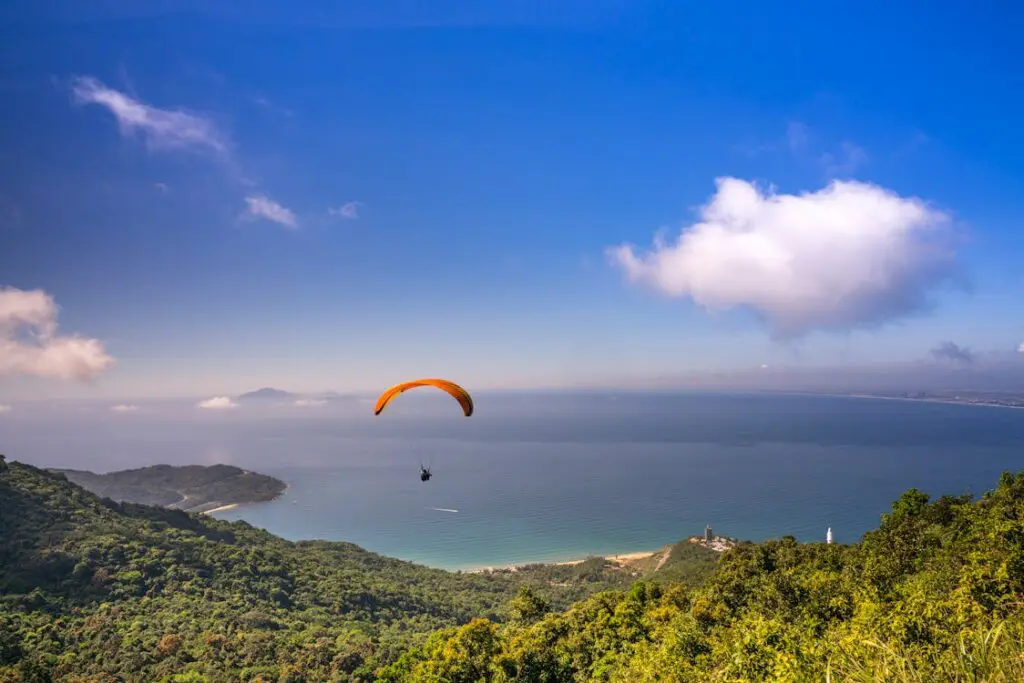 What to do in Albania: paragliding in Vlorë, Albania