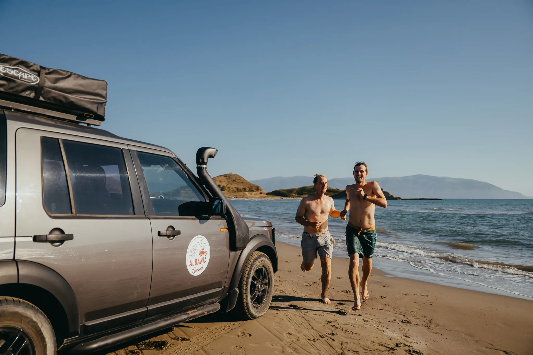 Roadtrip van 7 dagen in Albanië met een SUV en daktent