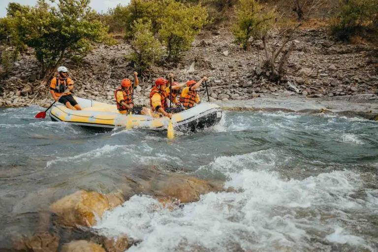 Quoi faire en Albanie : rafting Vlöre Albanie